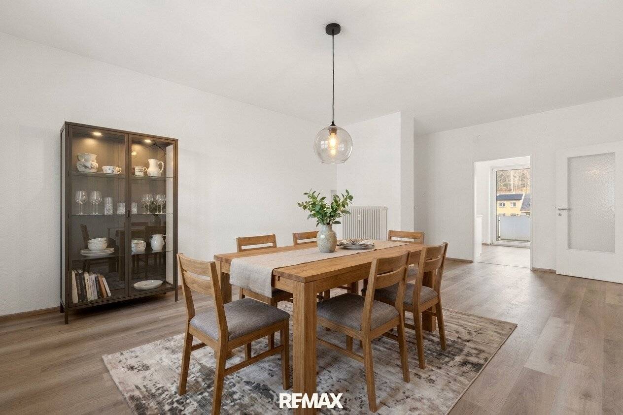 Apartment with Loggia near Kreuzbergl and City Center