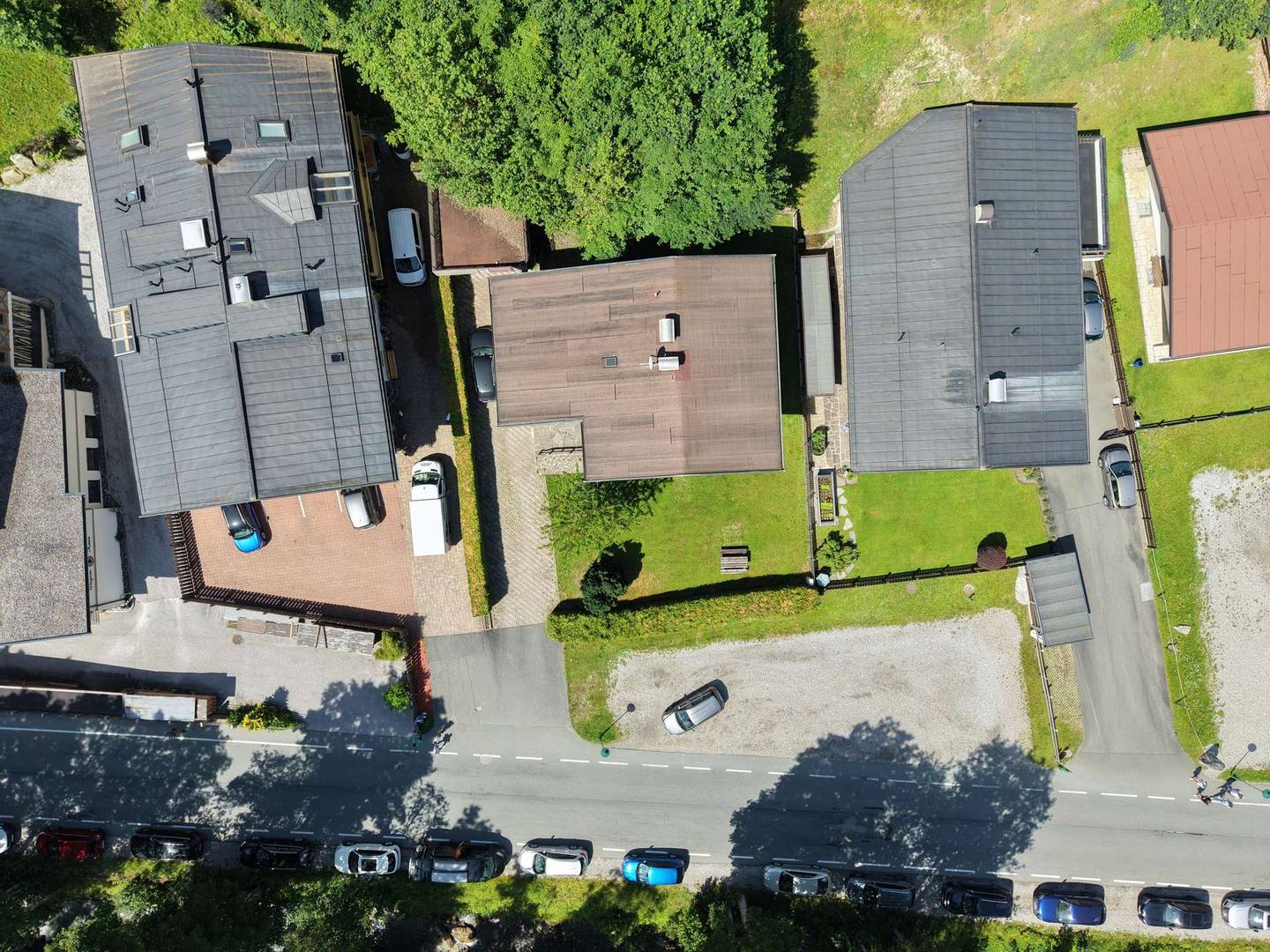 Multi-family house with mountain view and garages in Ellmau