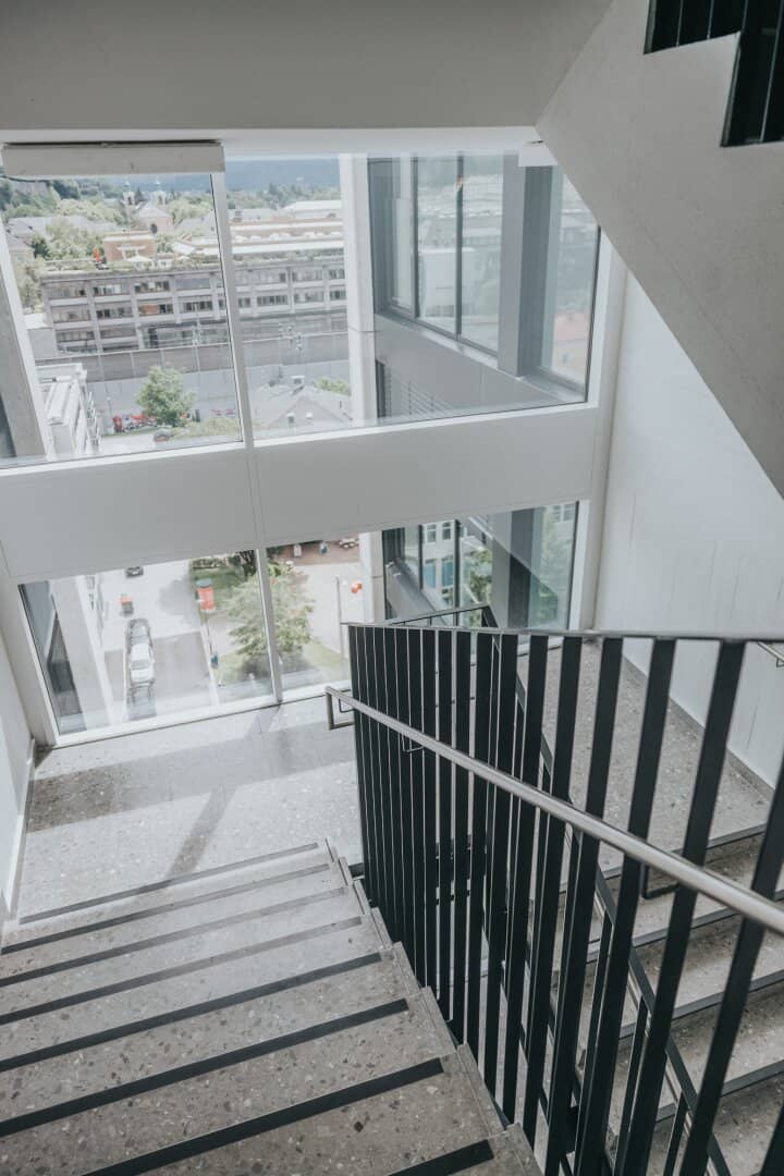 Office on the 6th floor with elevator and district heating