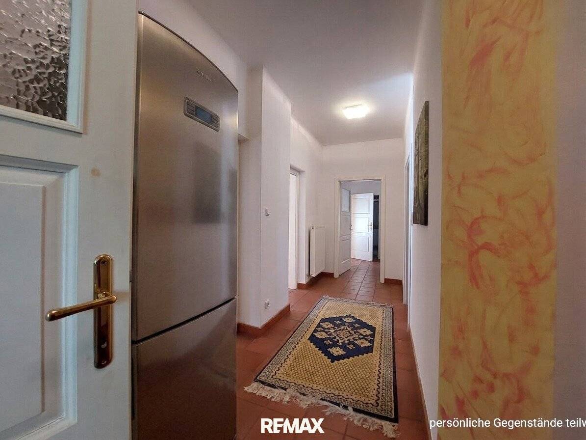 Mehrfamilienhaus mit Fernwärme und Doppelgarage in zentraler Lage