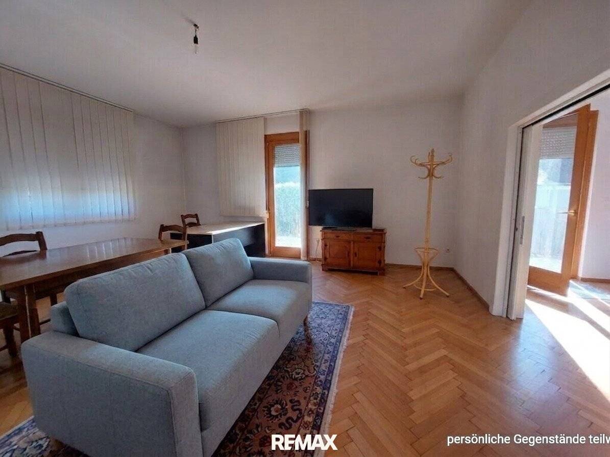 Mehrfamilienhaus mit Fernwärme und Doppelgarage in zentraler Lage