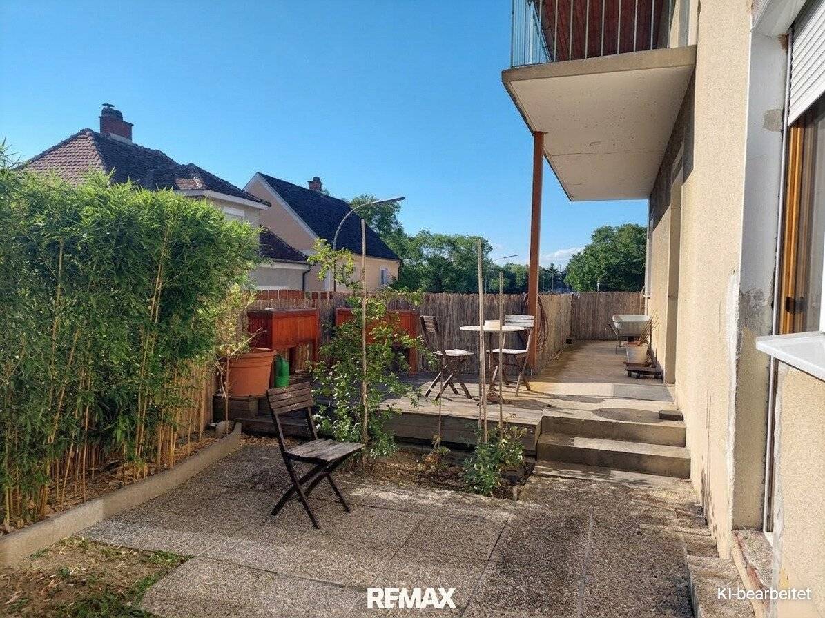 Mehrfamilienhaus mit Fernwärme und Doppelgarage in zentraler Lage