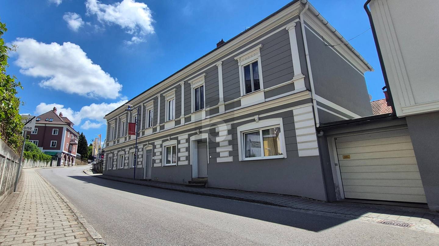 Saniert vermietete Anlegerwohnung im Stadtkern