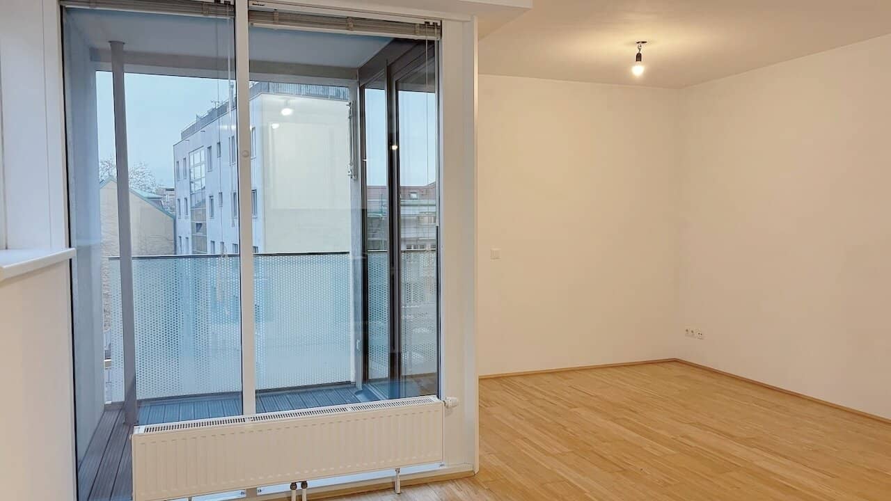 Neuwertige Wohnung mit Balkon nahe Schönbrunn