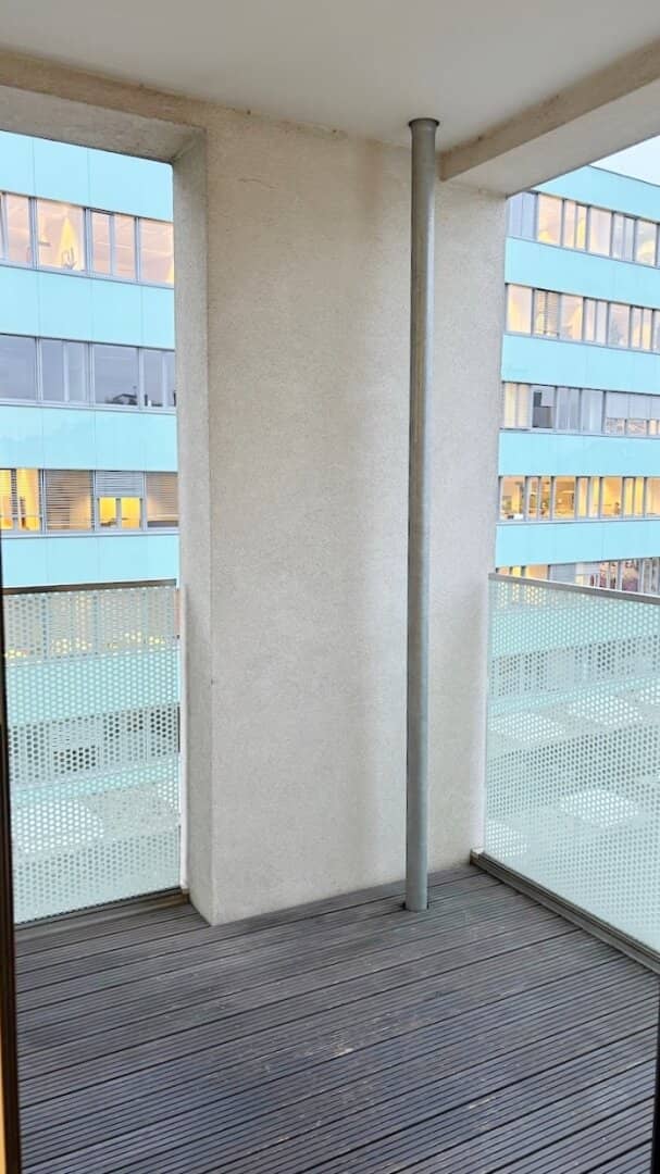 Neuwertige Wohnung mit Balkon nahe Schönbrunn