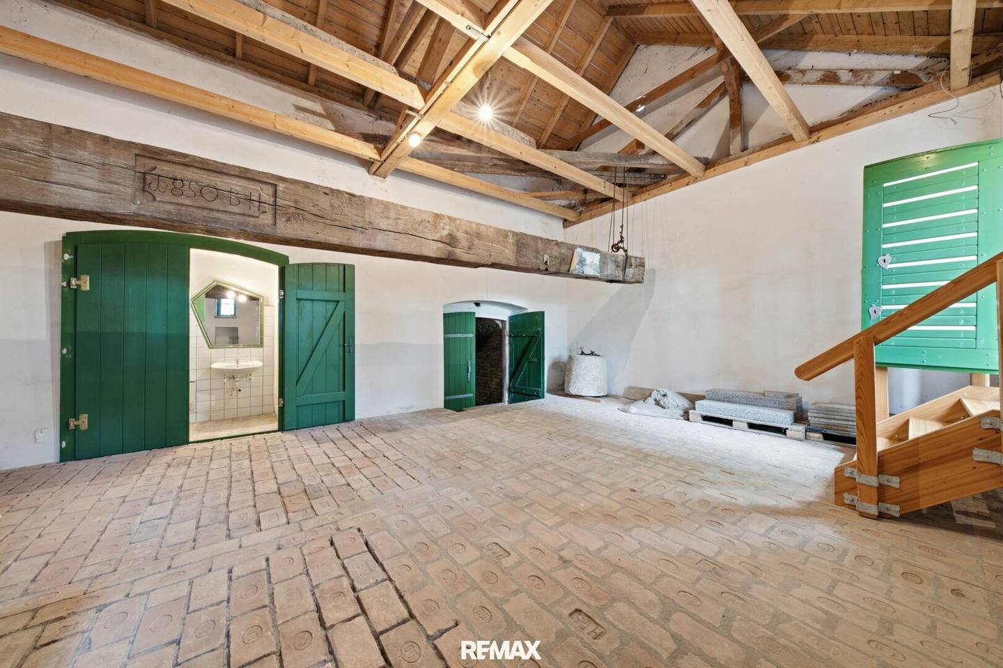 Charmantes Weinpresshaus mit Weinkeller in ruhiger Grünruhelage