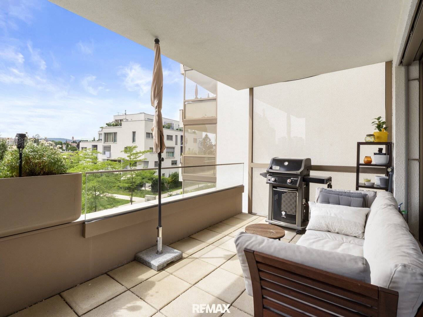 Apartment with Loggia to Courtyard and District Heating