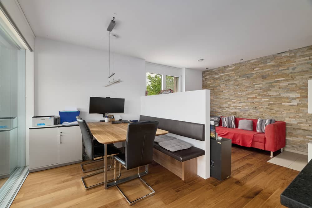 Penthouse apartment with large terrace and underground parking