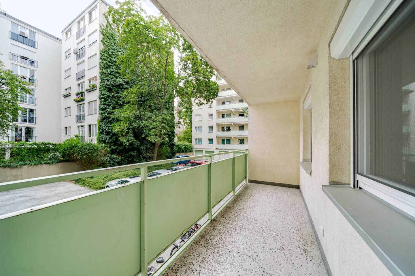 Sanierte Wohnung mit Loggia und Grünblick nahe dem Hundertwasserhaus