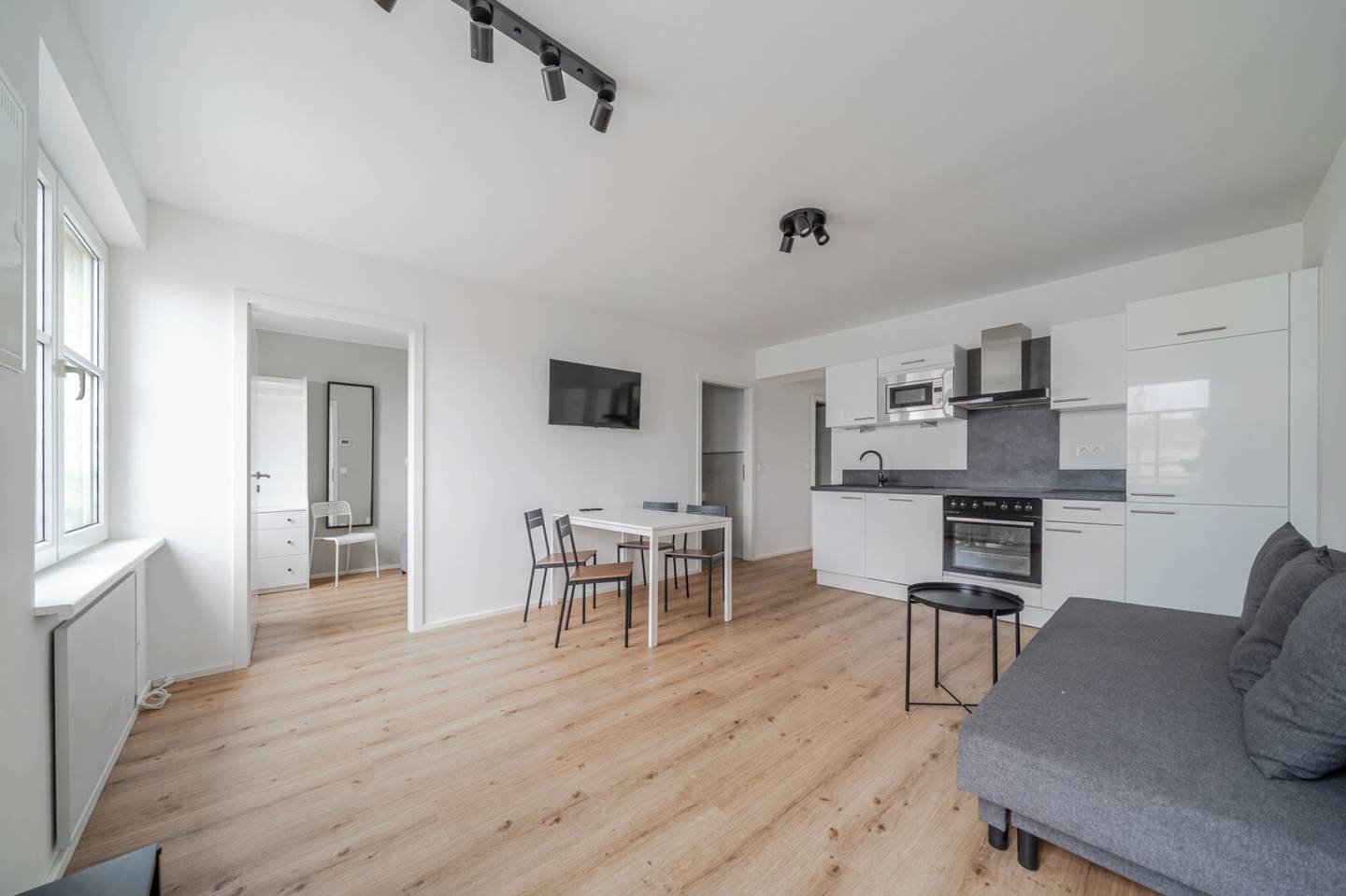 Möblierte 3-Zimmer-Wohnung mit Lift und Top-Anbindung