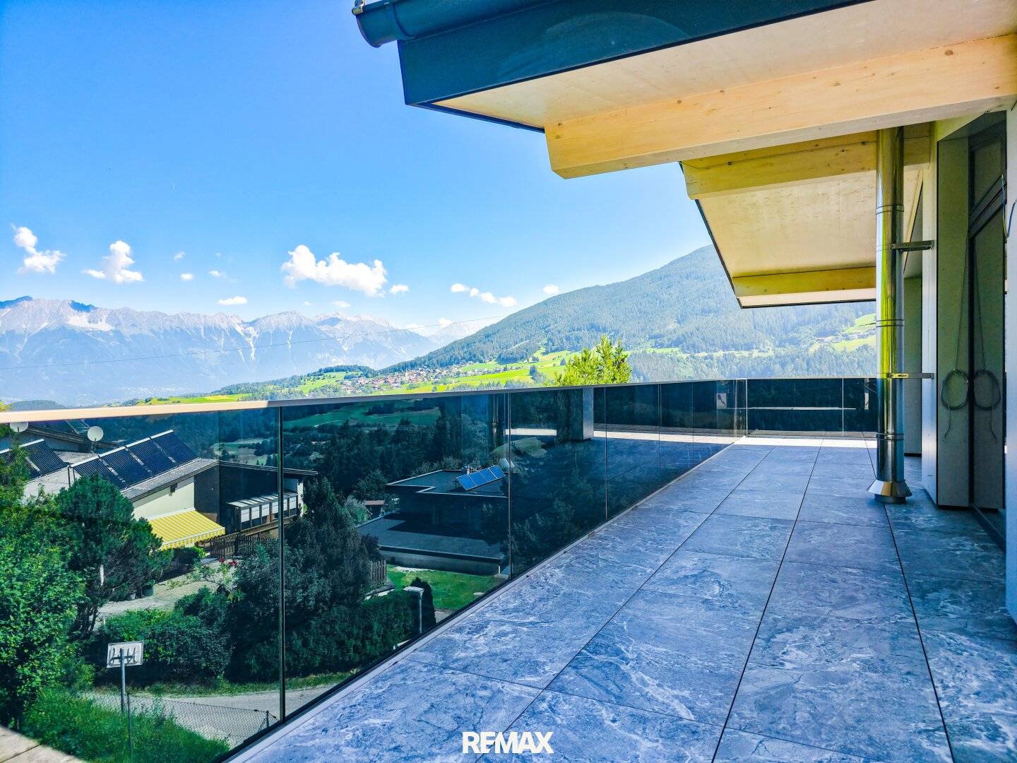 Penthouse with panoramic rooftop terrace and private elevator