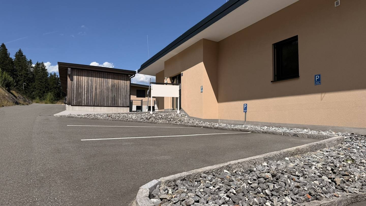 Stellplatz in moderner Wohnanlage nahe Stadtzentrum