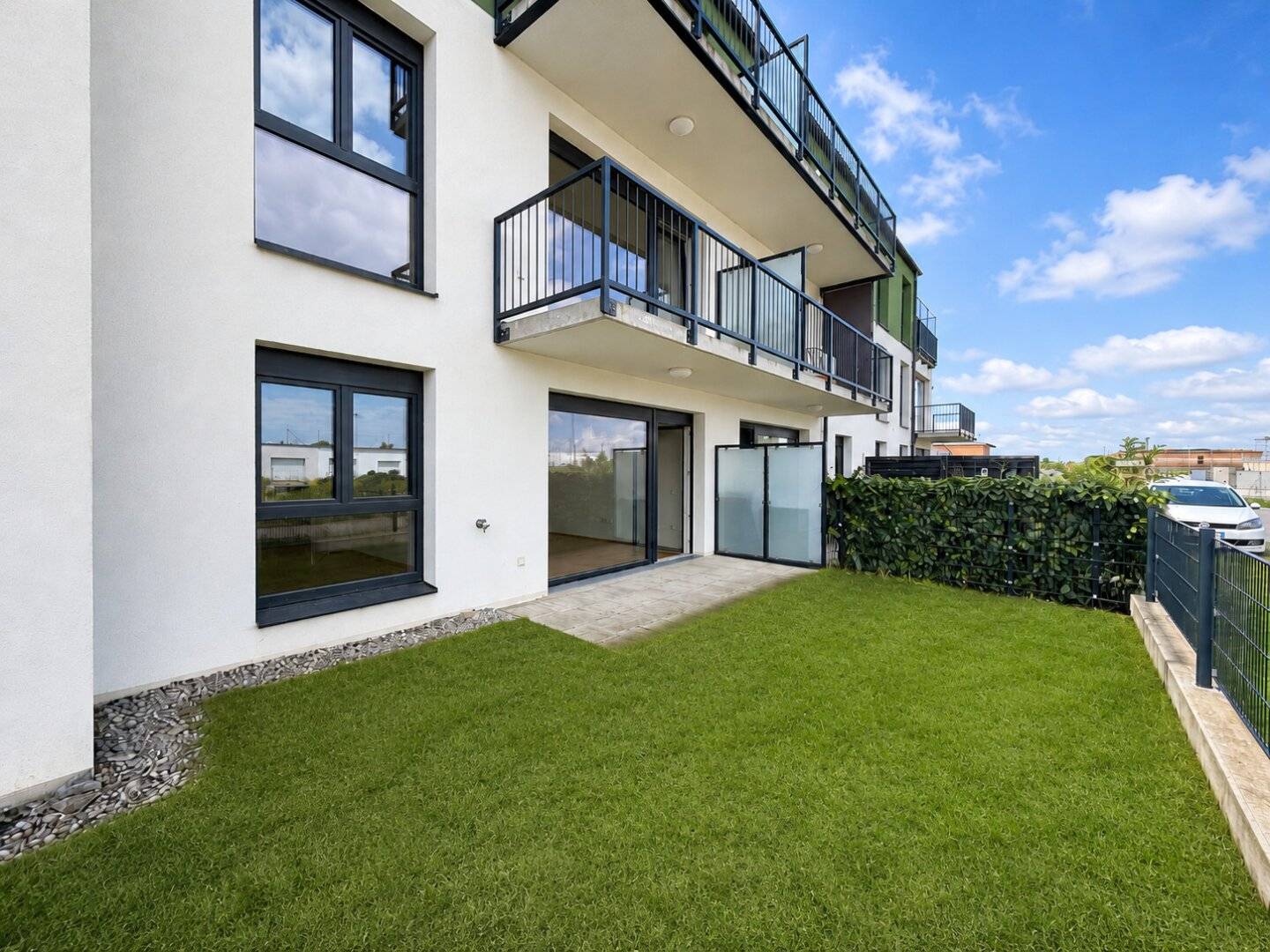 Anlegerwohnung mit Terrasse und Garten