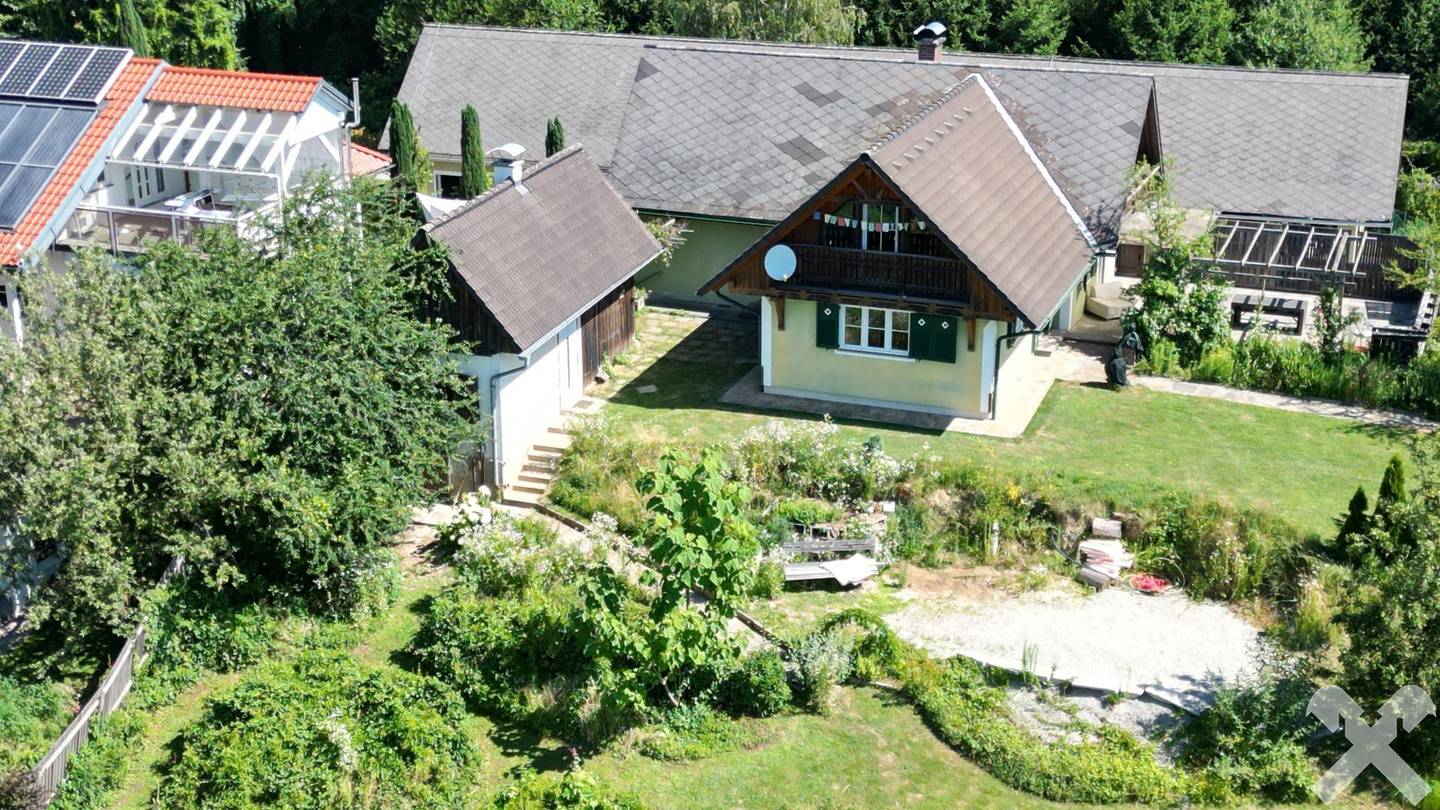 Einfamilienhaus mit Terrasse und Weitblick in Aussichtslage