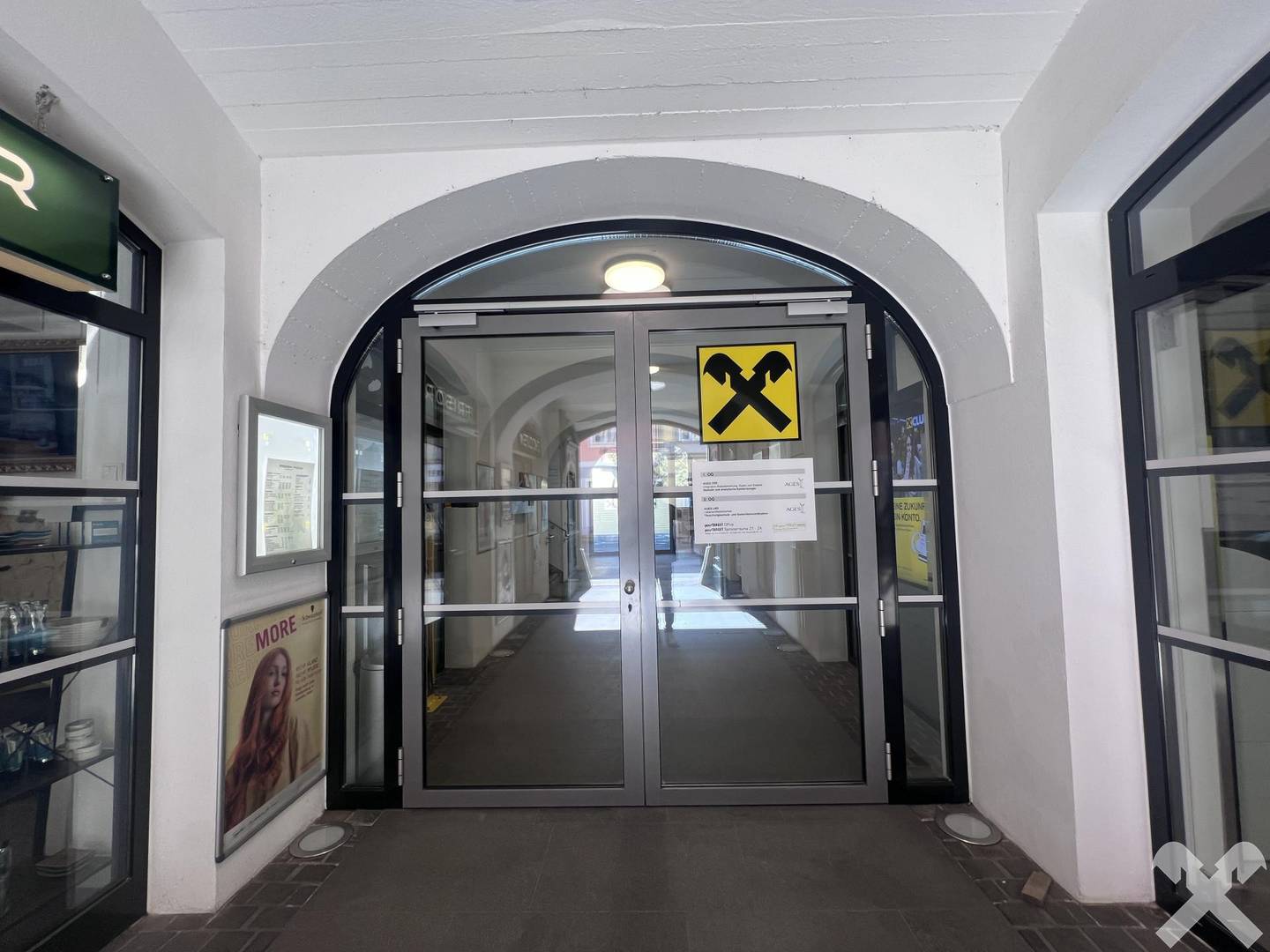 Büro oder Praxisräume in zentraler Unilage