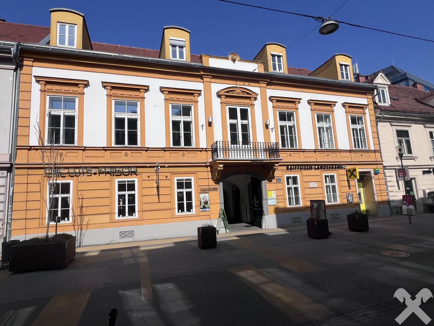 Büro oder Praxisräume in zentraler Unilage