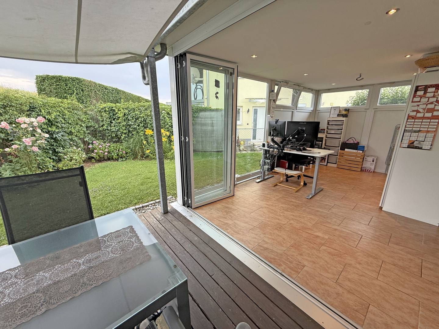 Einfamilienhaus mit beheizbarem Wintergarten und Carport
