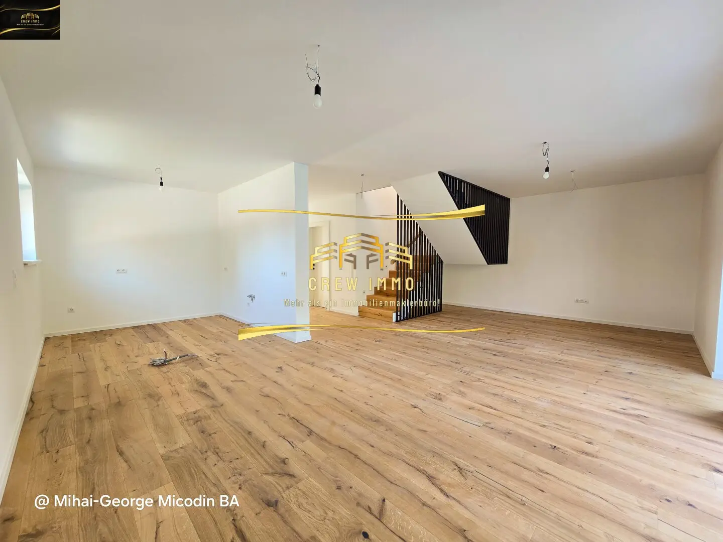 Modern semi-detached house with garden terrace and parking