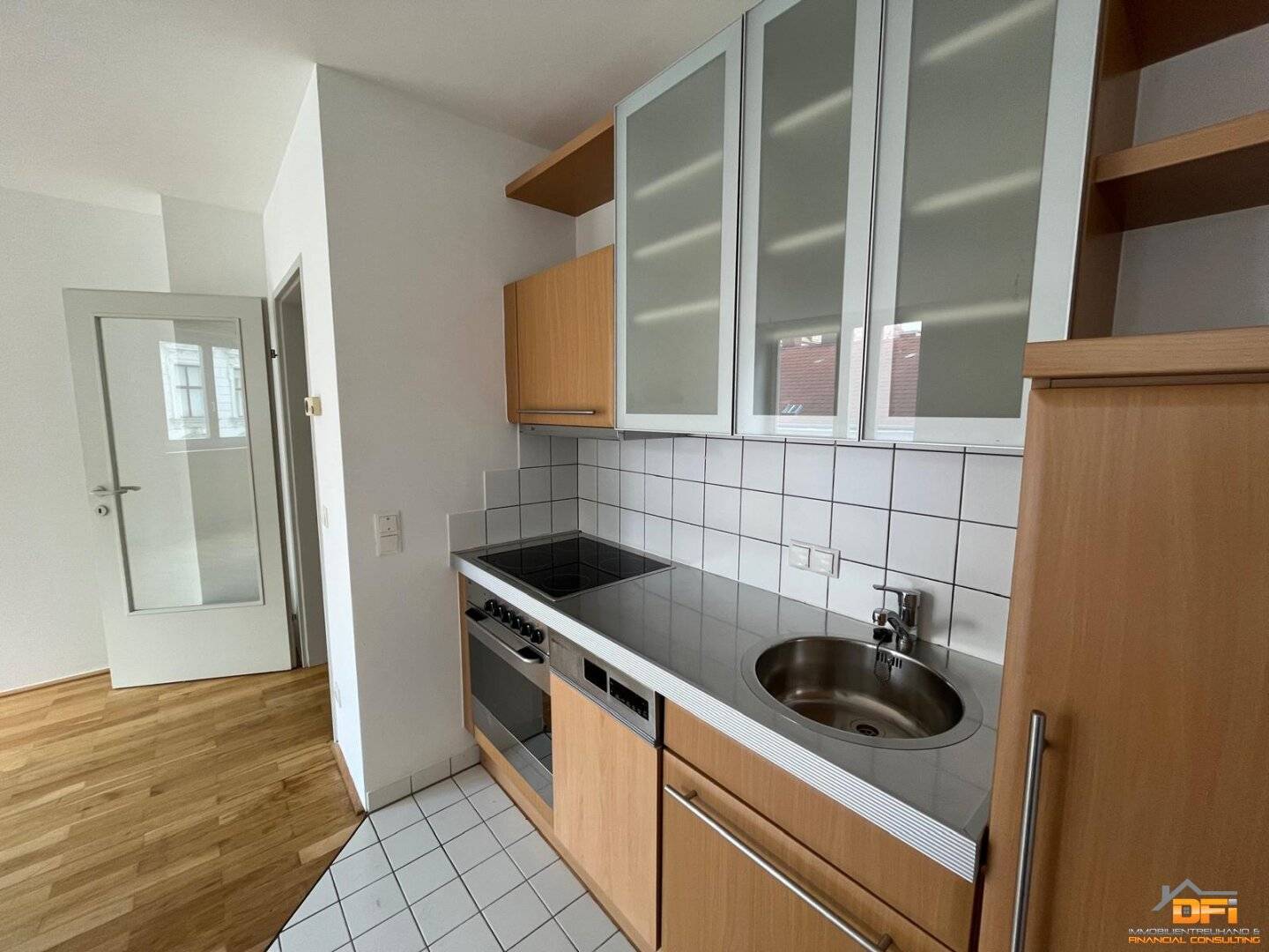 New-build apartment with elevator near AKH and U6