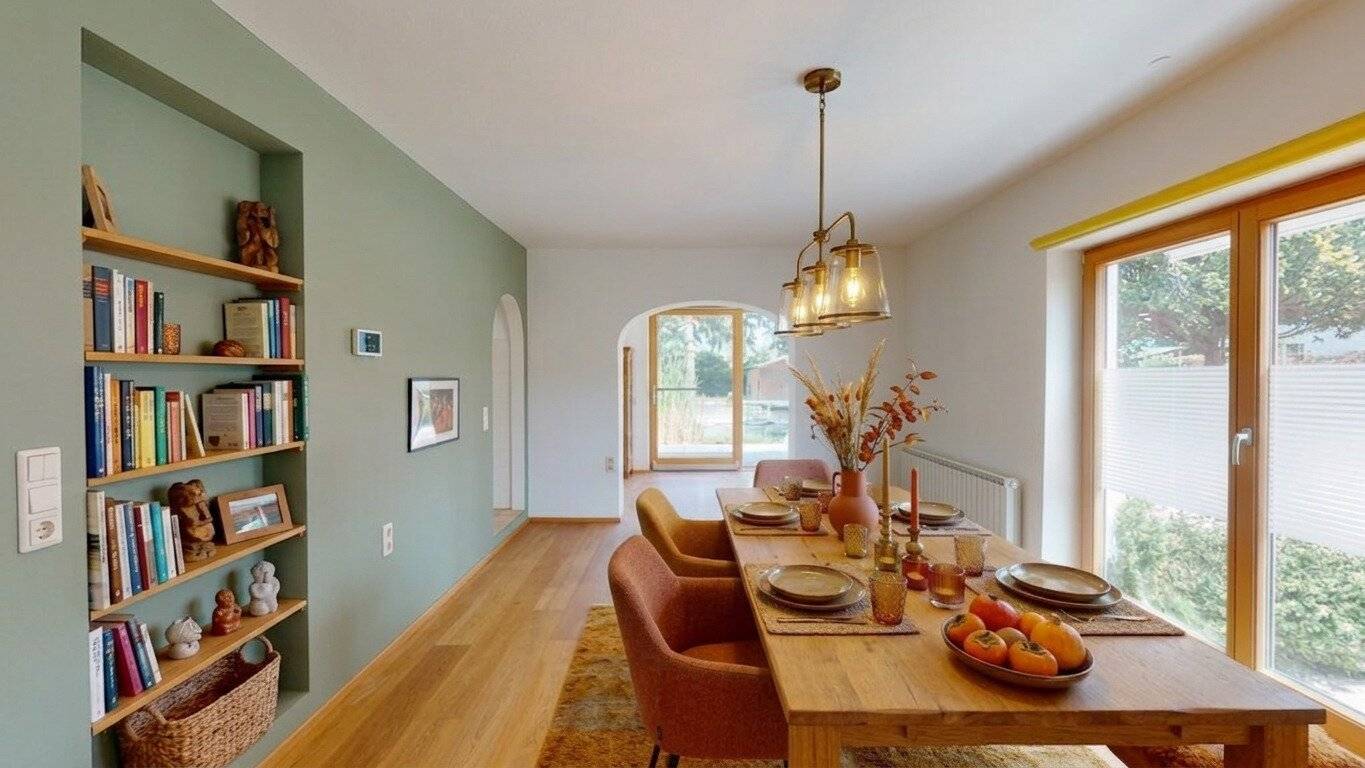 Langenzersdorf: Single-family house with swimming pond (797 m² private land)