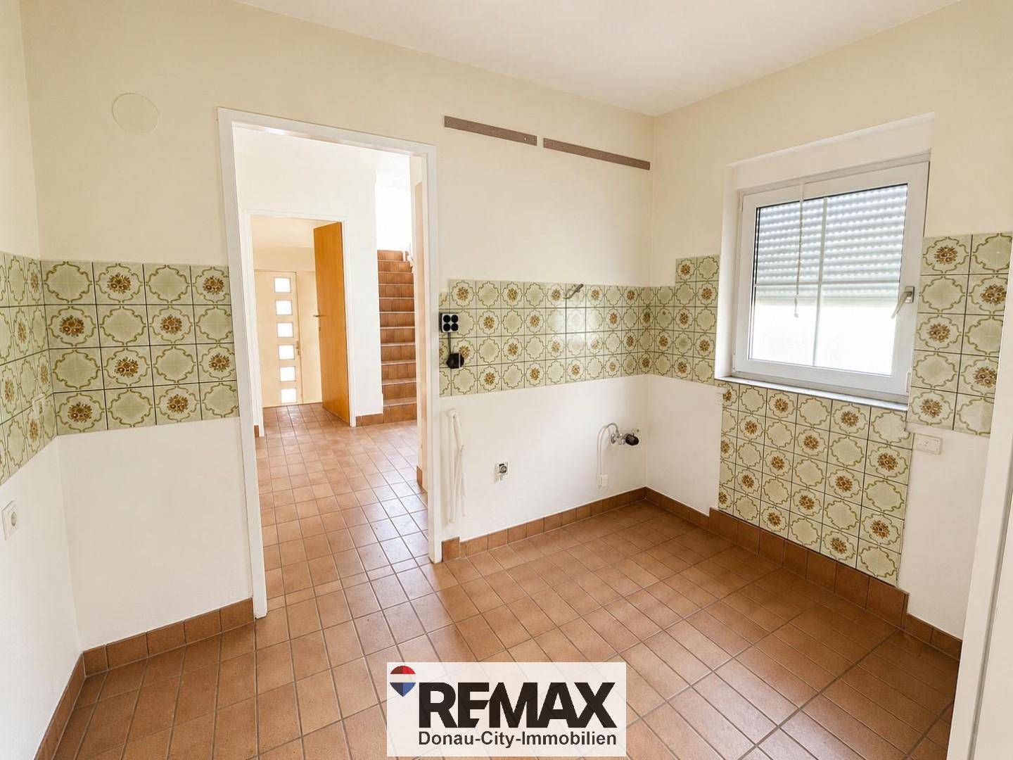 Single family home with development potential in prime location
