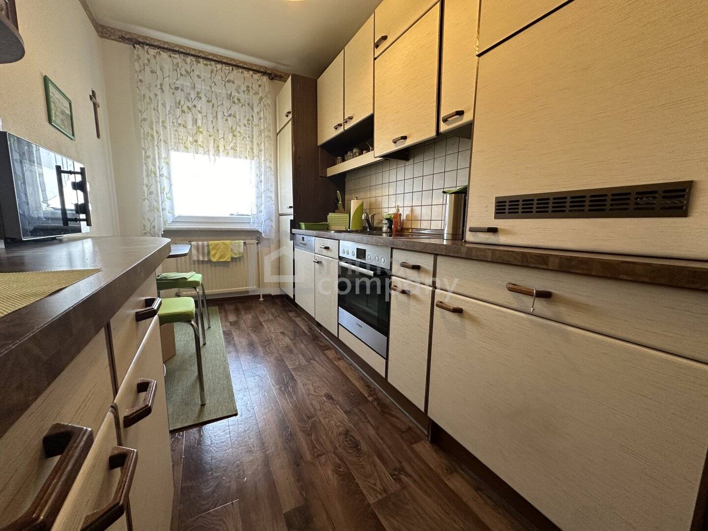Wohnung im letzten Stock mit Loggia und Klimaanlage