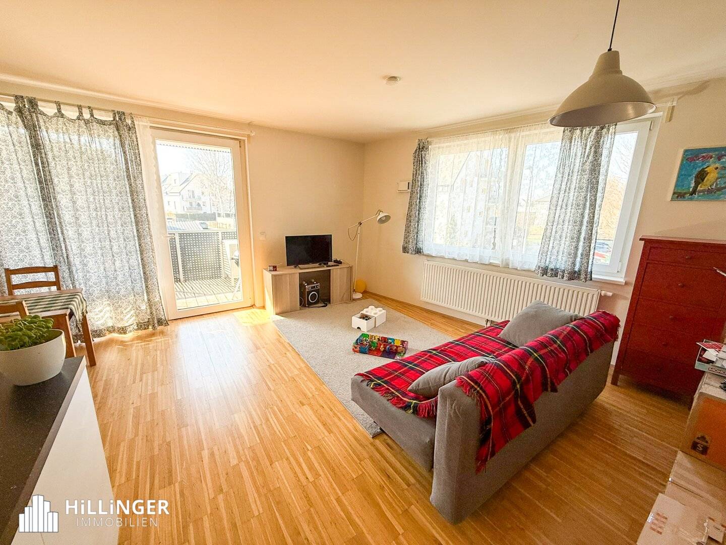 Helle Etagenwohnung mit Balkon in Südlage