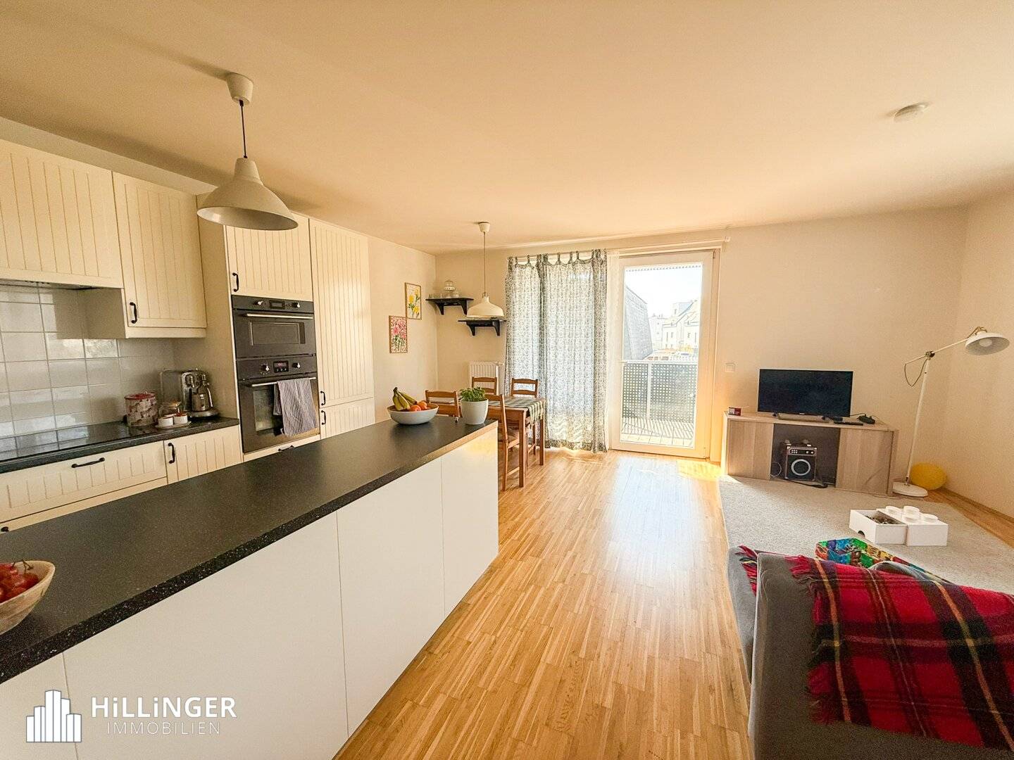 Helle Etagenwohnung mit Balkon in Südlage