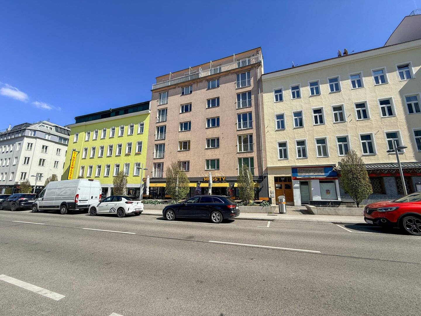 Wohnung in Favoriten mit Aufzug und Parkett