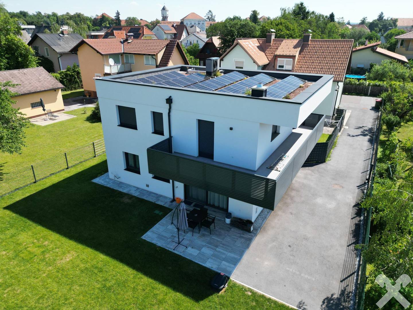 Neubau Einfamilienhaus mit Garten und Terrasse