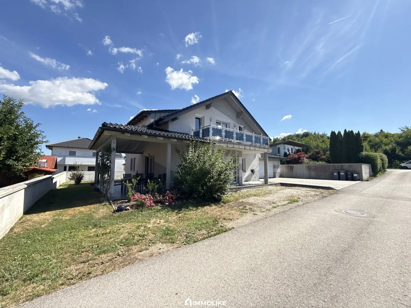 Familienhaus mit Garten und Doppelgarage in Laakirchen