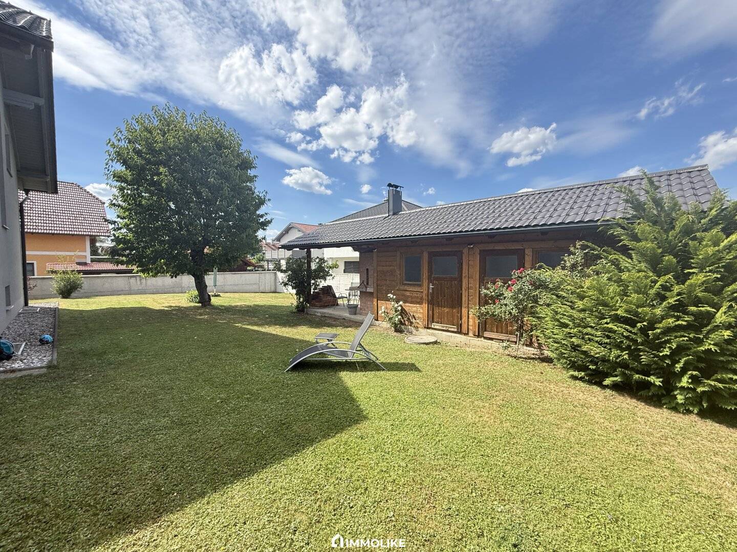 Familienhaus mit Garten und Doppelgarage in Laakirchen