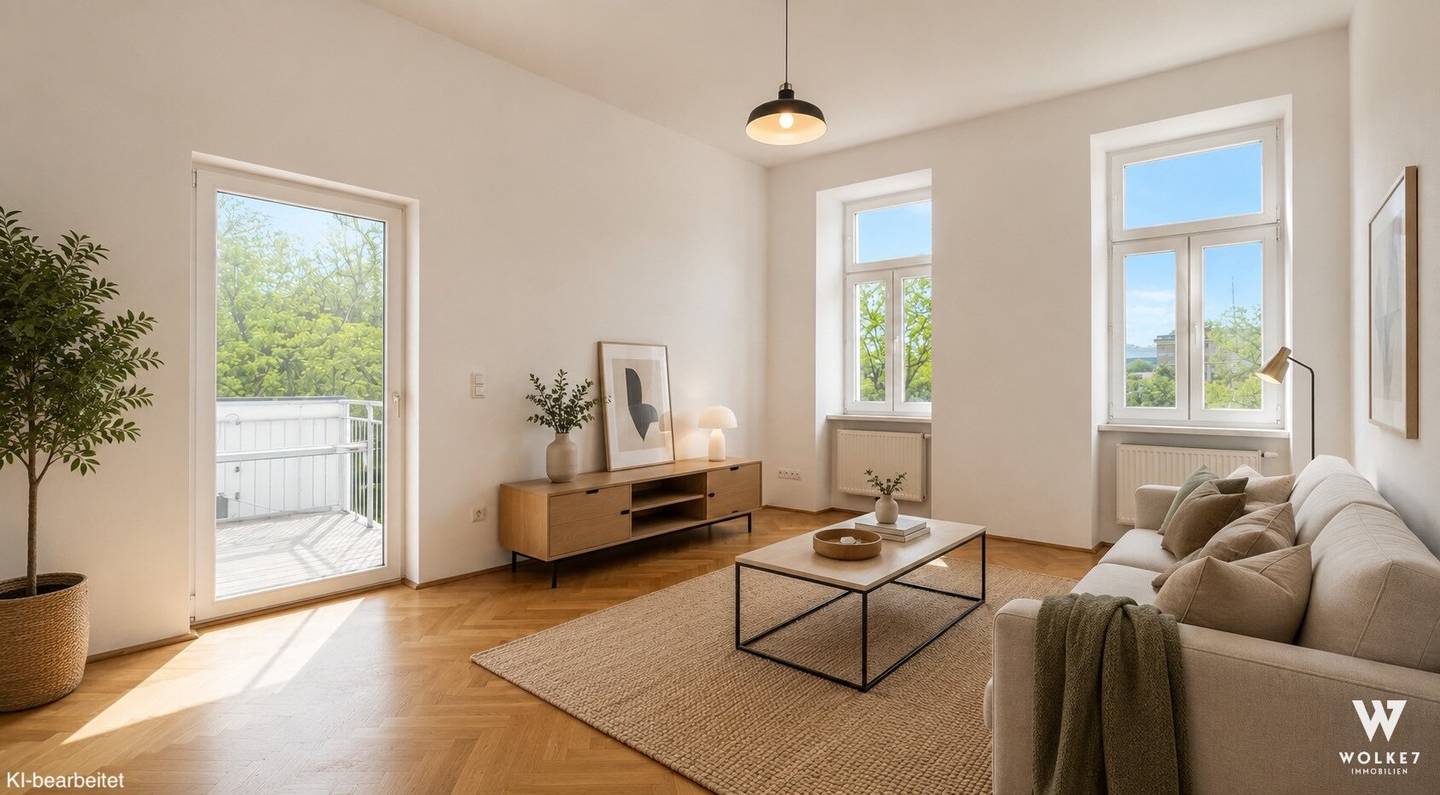 Sanierte Altbauwohnung mit Balkon und Fischgrätparkett