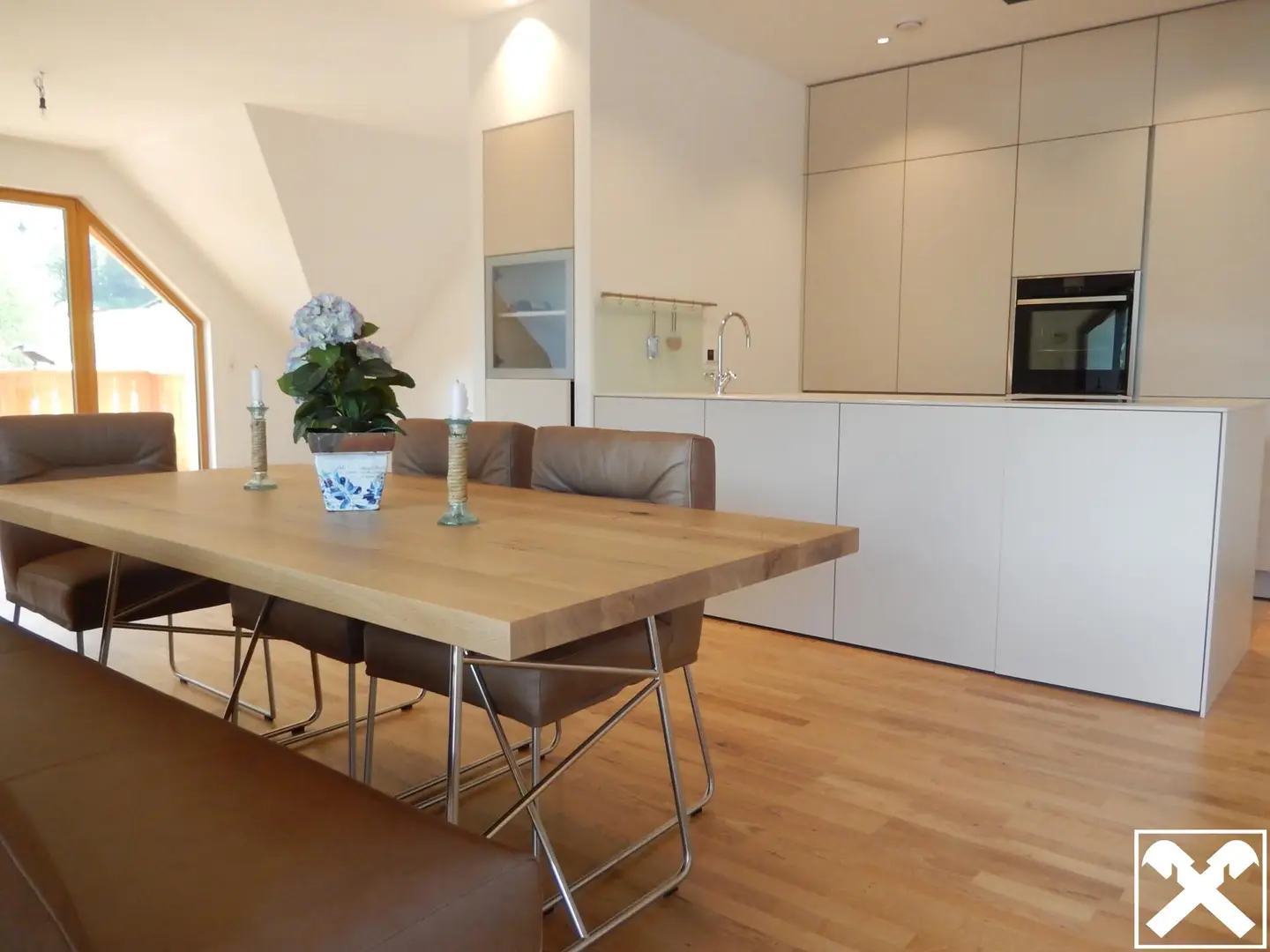 Dachgeschosswohnung mit Seeblick und Balkon in St Gilgen