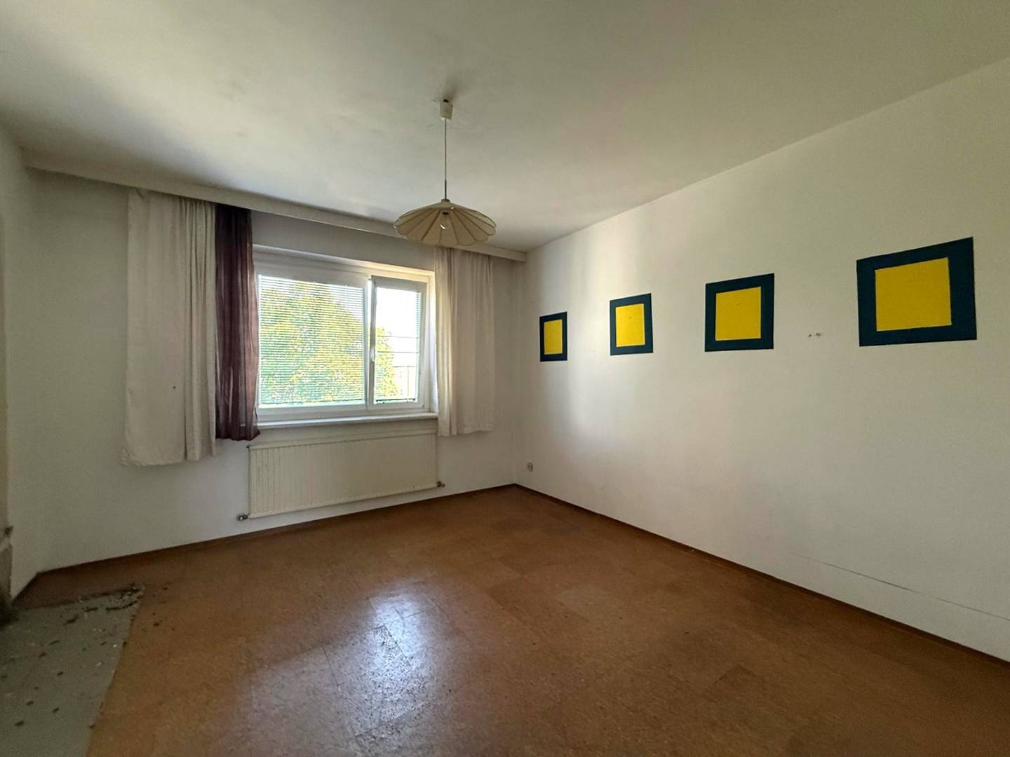 3 Zimmer Wohnung mit Loggia und Kellerabteil