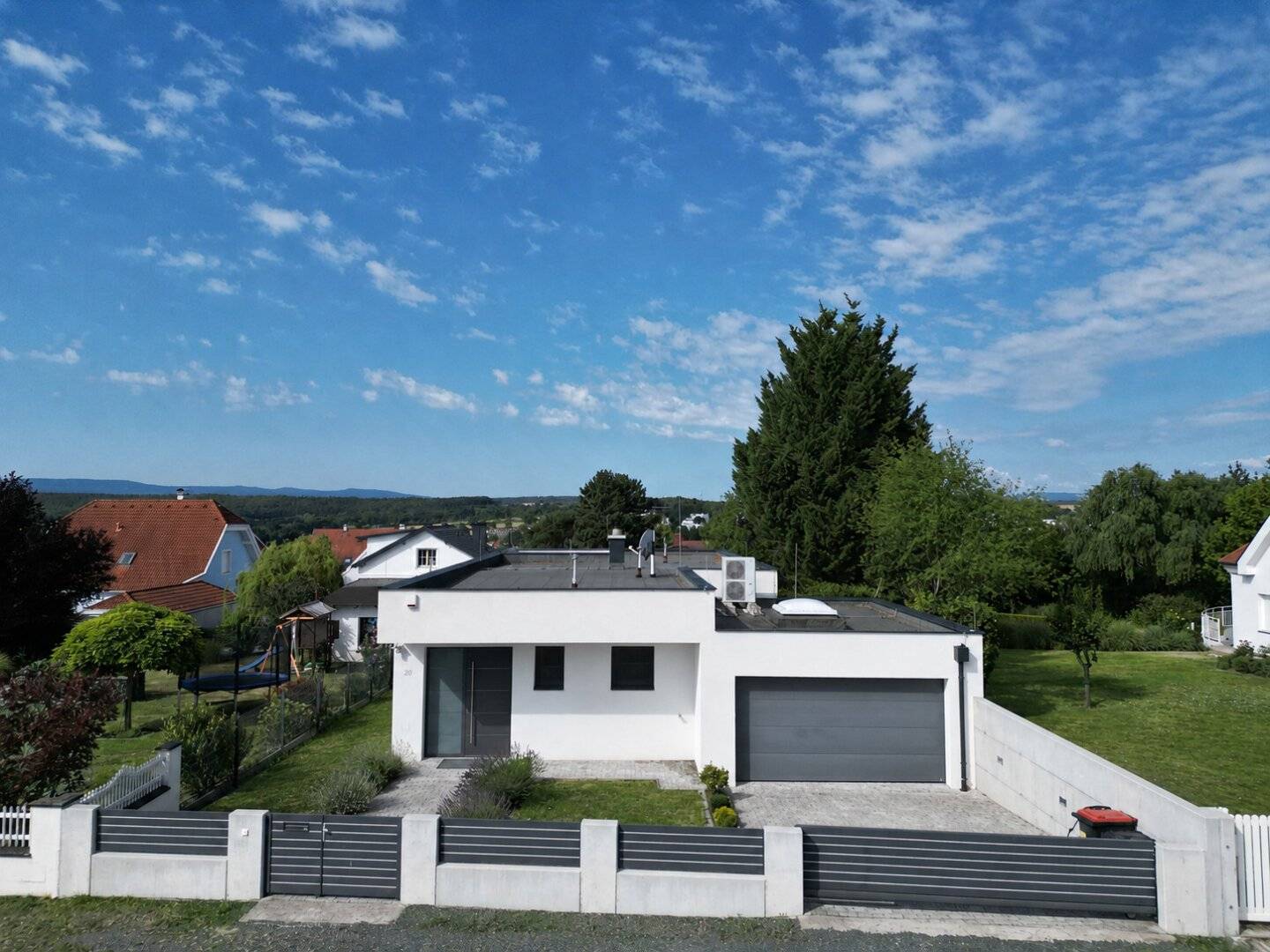 Design Bungalow mit Panoramablick Sauna und Pool