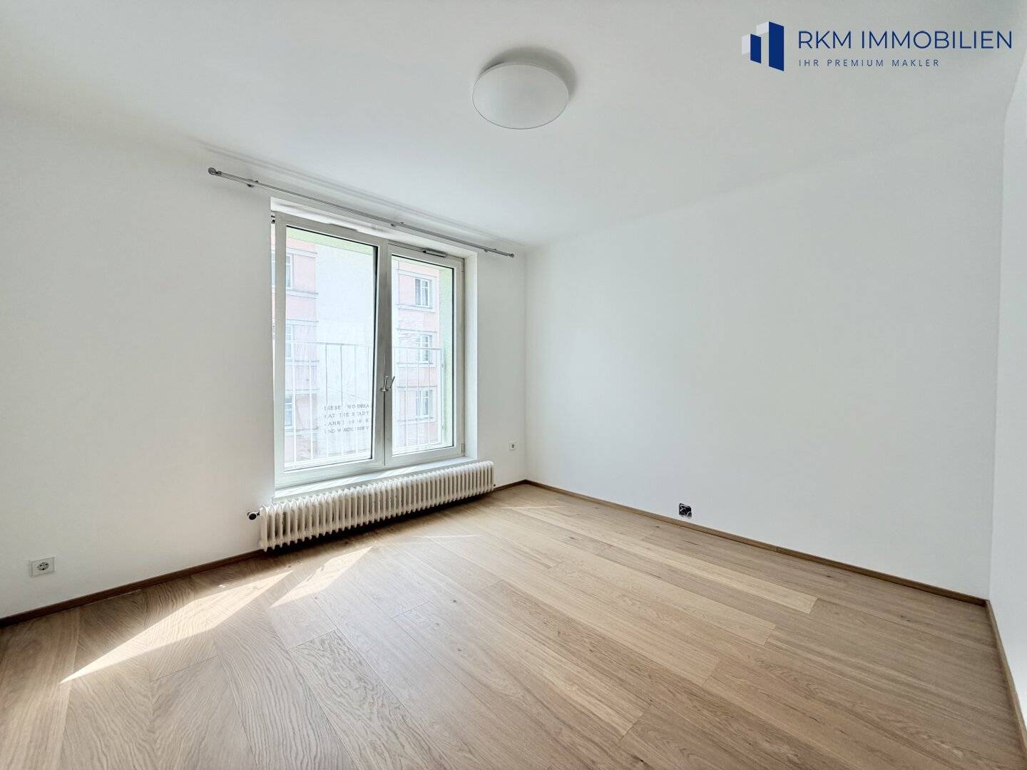 Bright apartment with fitted kitchen and elevator near Reumannplatz