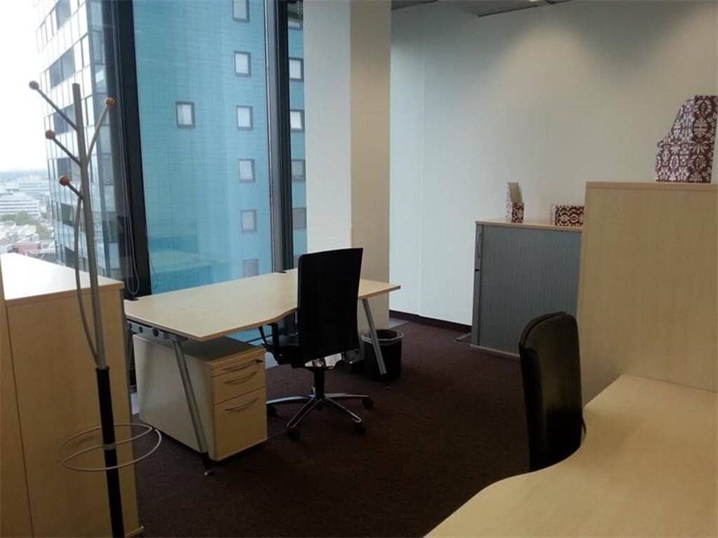 Büro im Twin Tower mit Panoramablick
