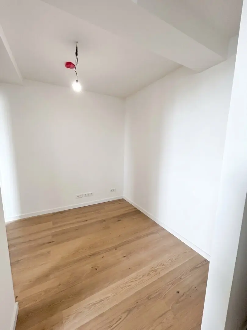 New build apartment with smart home and underground parking