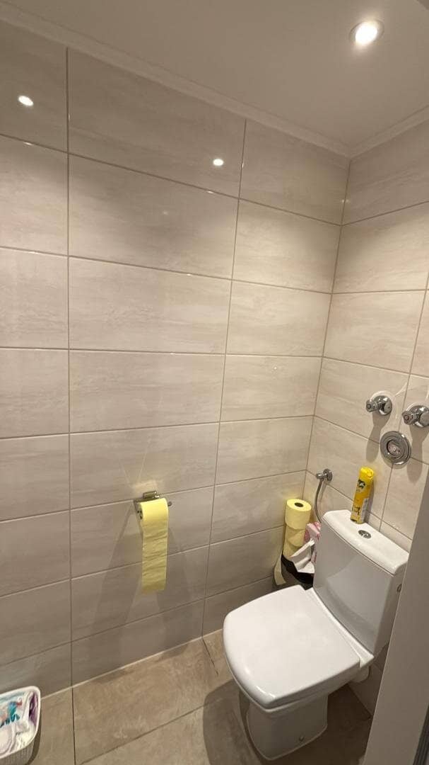 Family-friendly apartment on the 5th floor with lift and courtyard orientation
