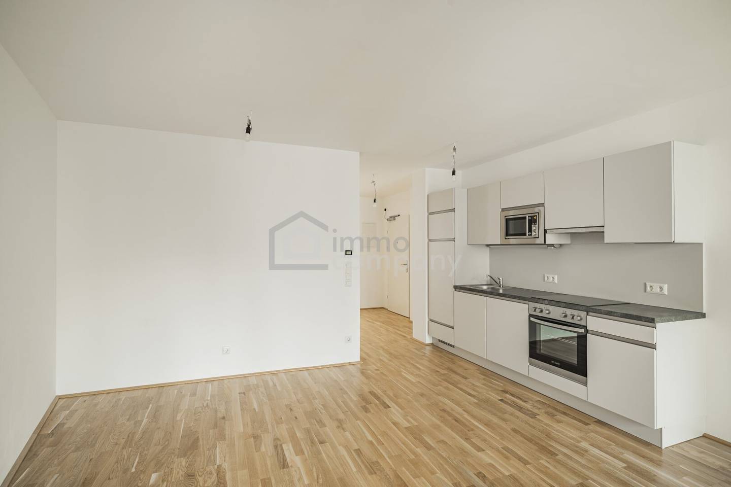 New build apartment with loggia and garage