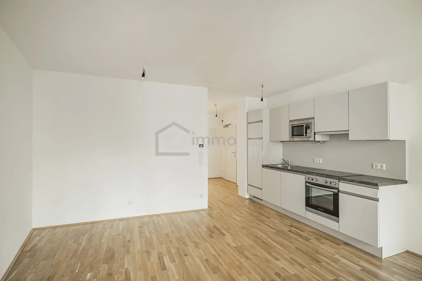 New build apartment with loggia and garage