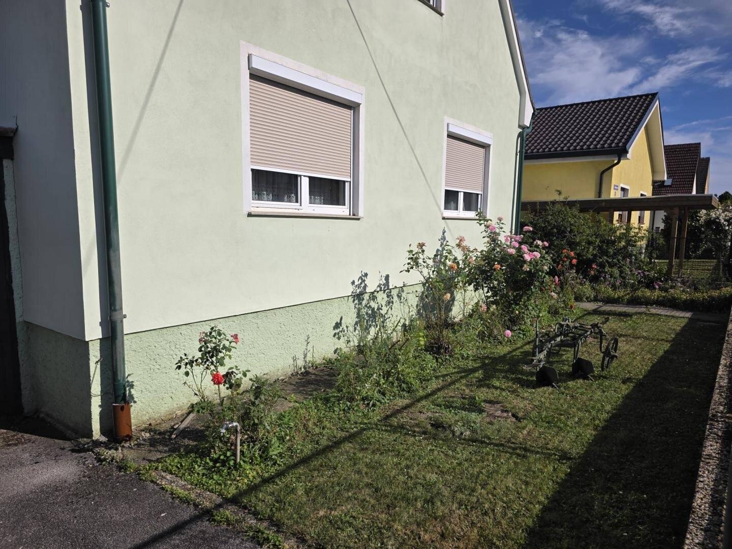Single-family house with garden in quiet location