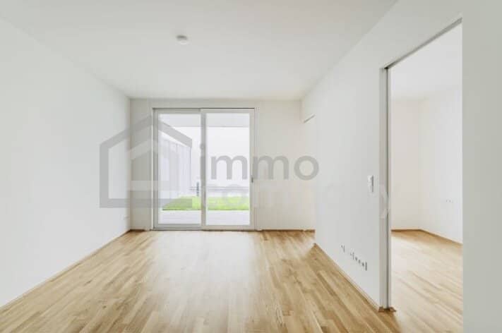 Ground floor apartment with garden and terrace