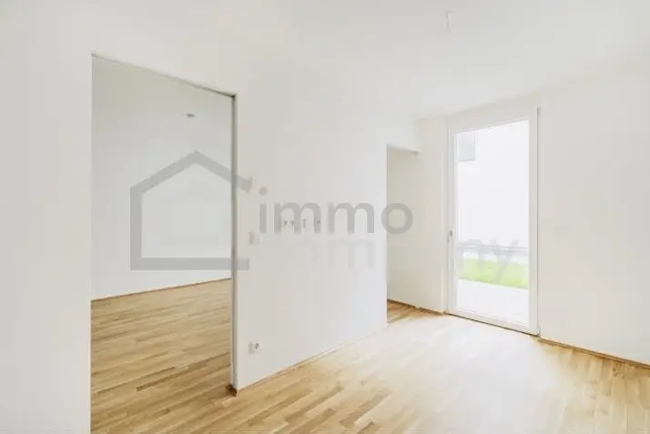 Ground floor apartment with garden and terrace
