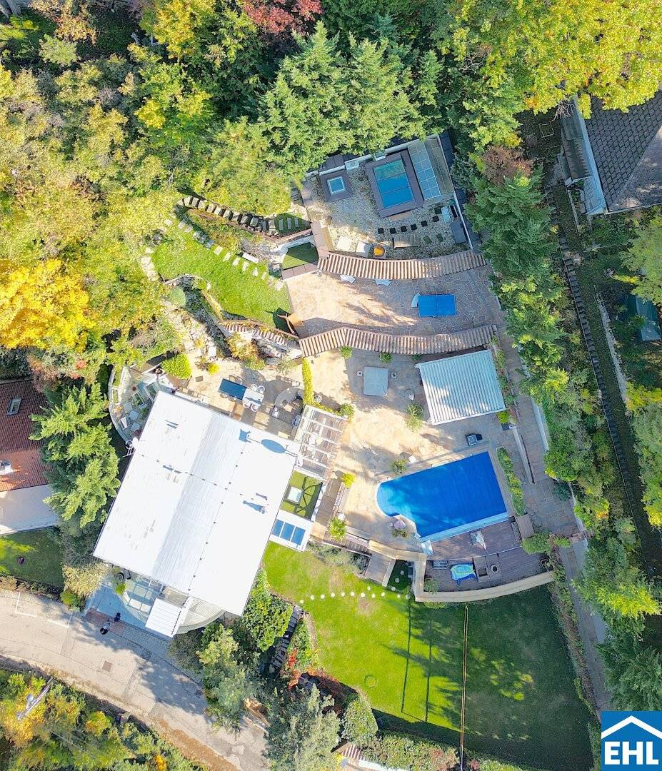 Villa with Pool and Panoramic View