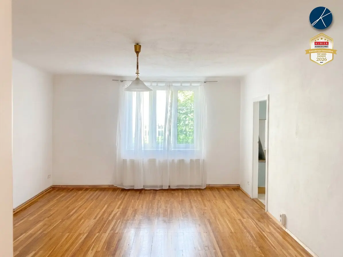 Helle Wohnung mit Parkett in begehrter Lage