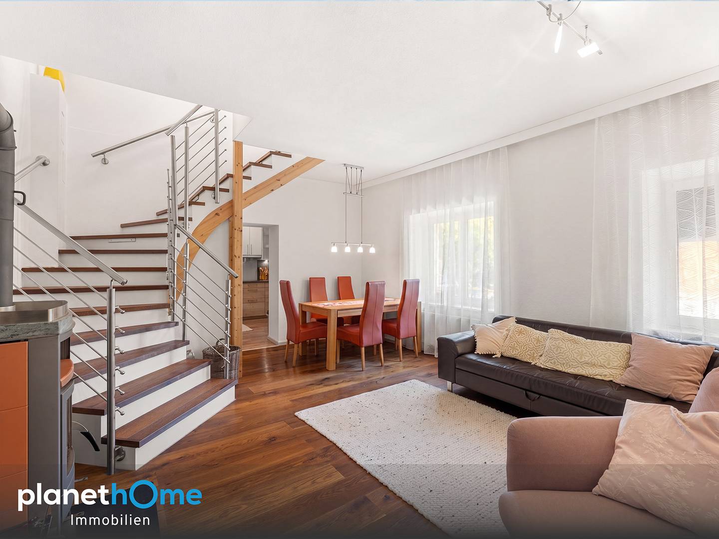 Townhouse with garden and terrace in a quiet setting