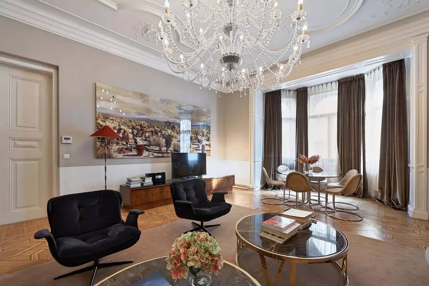 Stilvolles Altbau Apartment mit Balkon nahe Schloss Belvedere