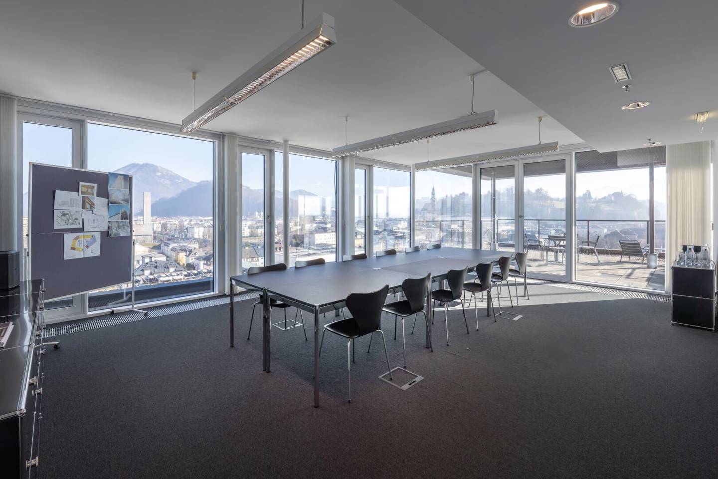 Meeting Room with Rooftop Terrace in High-Rise